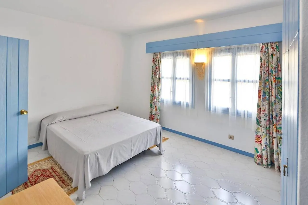 Puerto Banus 2 Bedrooms Apartment P2 Marbella 0*,  Spain