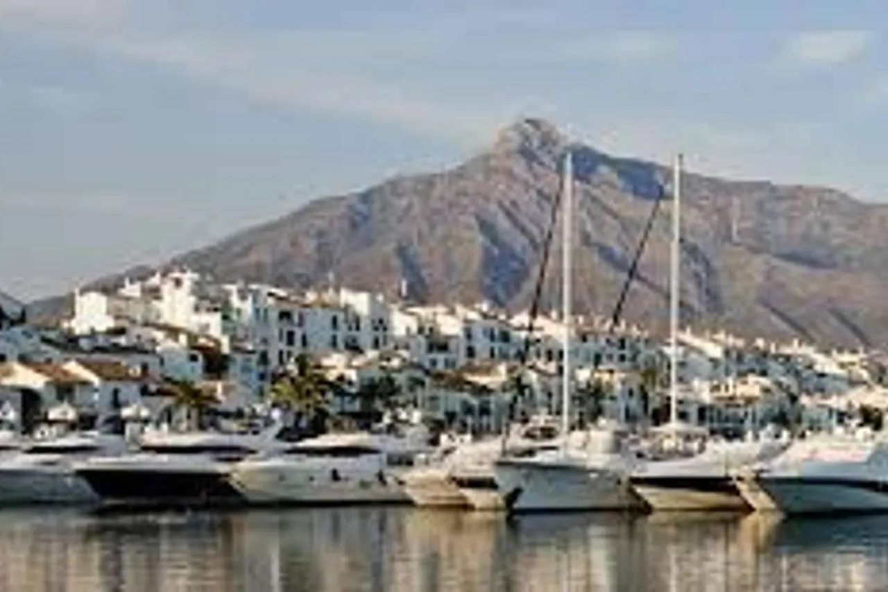 Puerto Banus 2 Bedrooms Apartment P2 Marbella